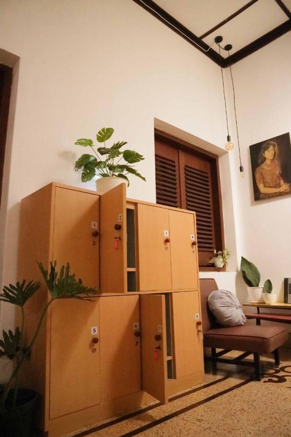 Semeru Hostel Malang (Adults Only) المظهر الخارجي الصورة