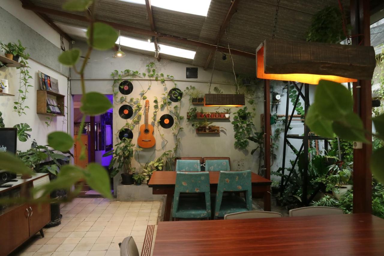 Semeru Hostel Malang (Adults Only) المظهر الخارجي الصورة